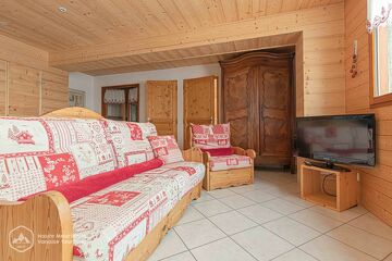 © aussois location 4 personnes sur les pistes de ski d'aussois appartement génépi damevin pascal - HMVT