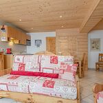 © aussois location 4 personnes sur les pistes de ski d'aussois appartement génépi damevin pascal - HMVT