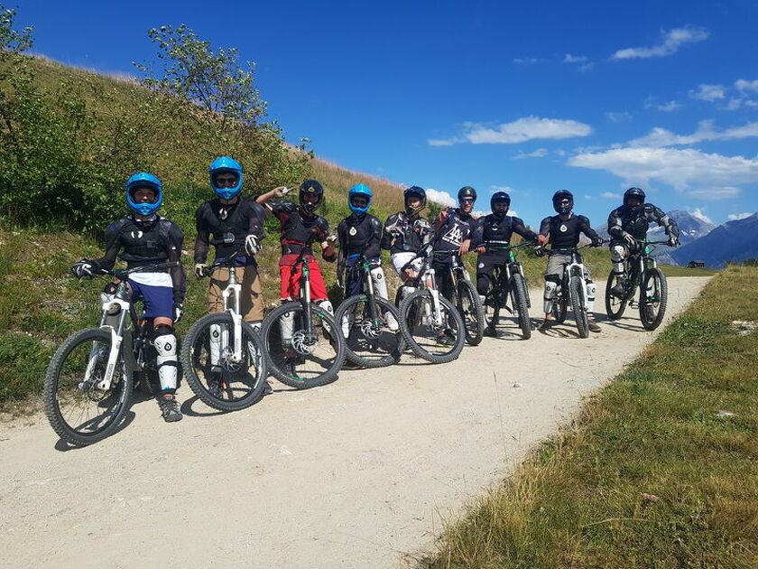 © Ecole de vtt LA Bike School - LA Bike School