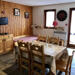 © Fleurs - Studio cabine 4 personnes ** - FLE29 - HMVT
