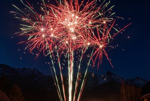 Retraite aux flambeaux et feu d'artifice