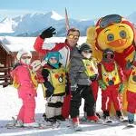 © Enfants et mascotte - ESF Aussois