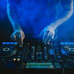 © Soirée Nouvelle année à Aussois - Freepik