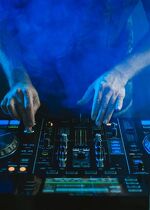 Soirée festive du Nouvel An - DJ Blazee