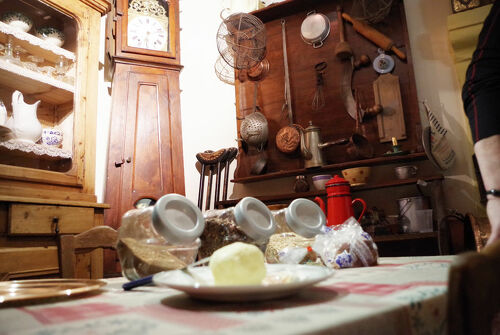 Cooking secret: making butter the old-fashioned way