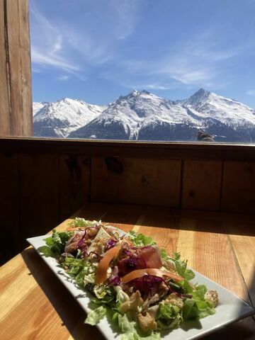 © Restaurant d&#039;altitude Le Montana at Aussois - Le Montana