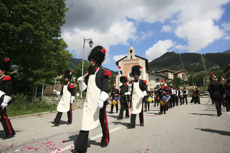 © Procession du Saint-Sacrement - MO. JL Rigaux - OT AUSSOIS