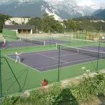 © 2 terrains et un mur d'entraînement - OT AUSSOIS
