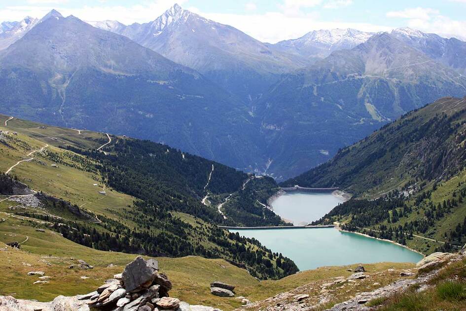 © Plan d'Aval et Plan d'Amont, lacs de barrages à Aussois - MO. Thierry Kuta. OT AUSSOIS