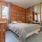 © Aussois Chalet la Buidonnière sleeps 18 - HMVT