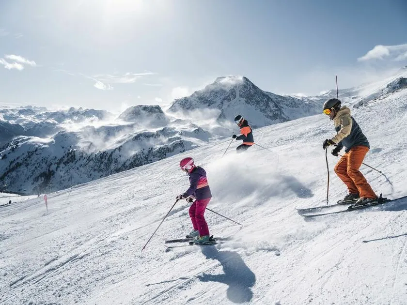 Aussois ski area - Tristan Shu-OTHMV