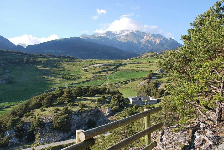 © Forts de l'Esseillon à Aussois, cimetière sarde - Michel Pernaudat - OT AUSSOIS