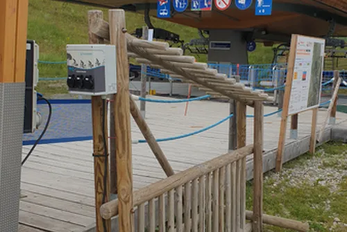 VAE charging station