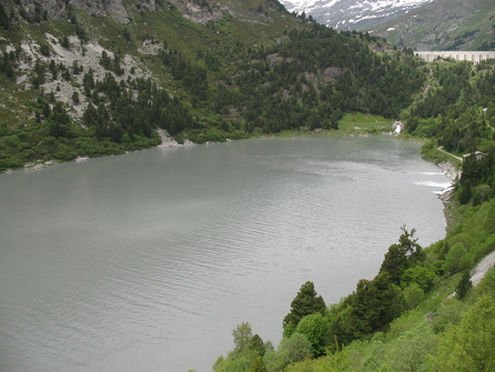 The Plan d'Amont and Plan d'Aval reservoirs