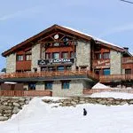 Le Montana, high-altitude chalet-hotel in Aussois - C.Kress