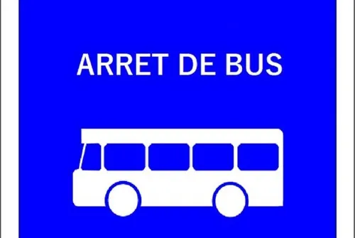 Arrêt de bus N°412: Redoute Marie-Thérèse
