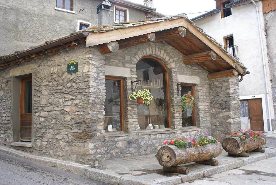 Aussois, communal bread oven - MO. Patrick Lesieur - OT AUSSOIS