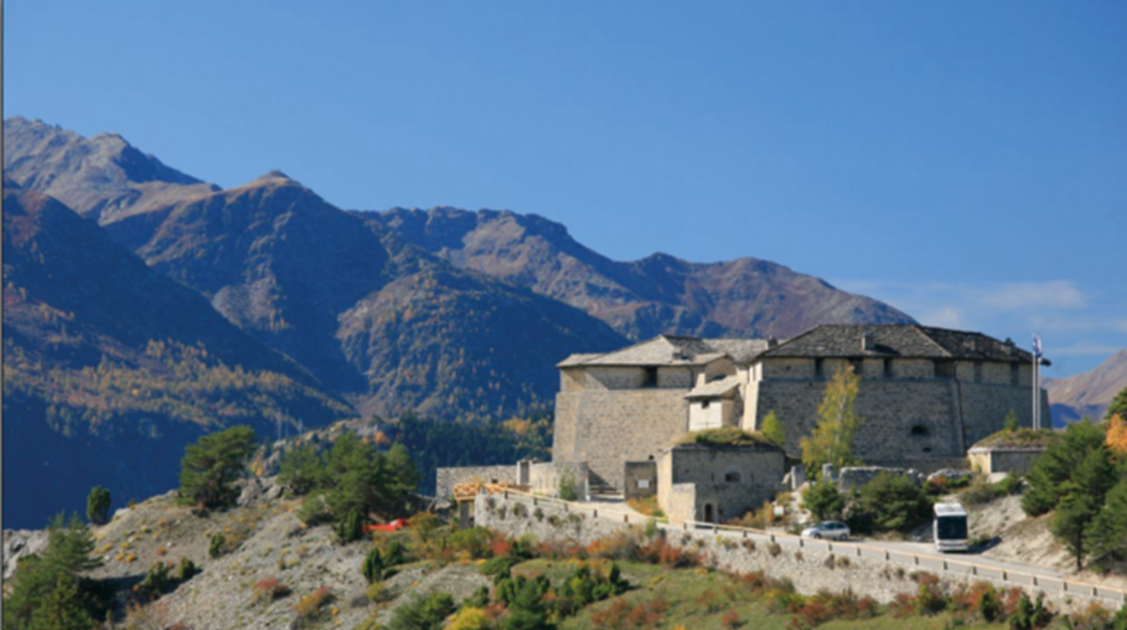 © Découverte en vélo - De forts en villages... et bien plus encore_Aussois - OTHMV