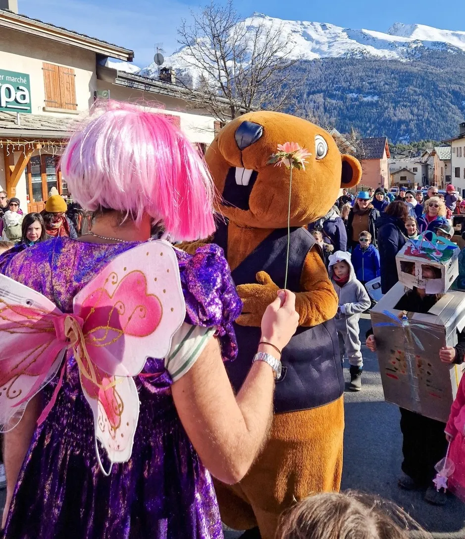 © Carnaval à Aussois - A lombard