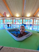 © Bébés nageurs Piscine Aussois - Société Parrachée Vanoise - Anaïs Armenjon