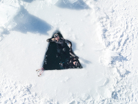 © Démonstration de plongée sous glace en apnée_Aussois - D. Cuvelier