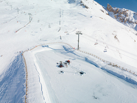 © Démonstration de plongée sous glace en apnée_Aussois - D. Cuvelier