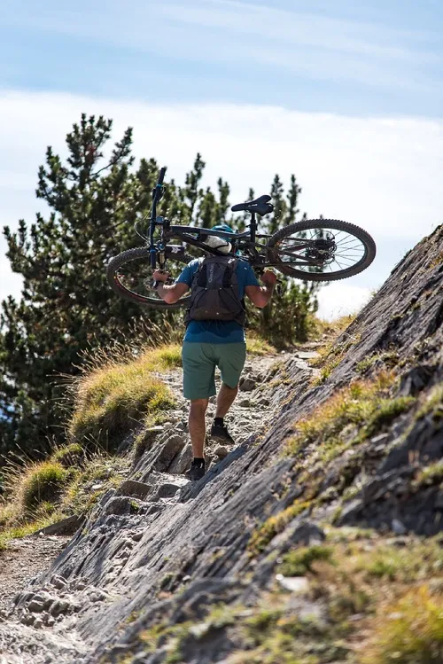 Cross-country mountain biking: Plan d'Aval