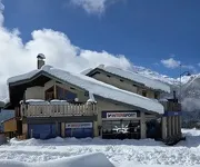© Parapharmacy service - intersports Aussois