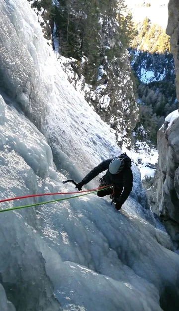 © Cascade du Châtel - Elise ESPERNE