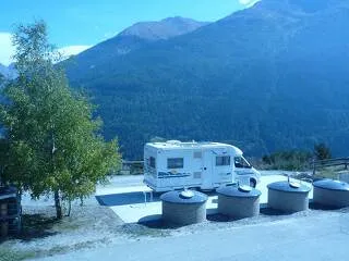 Eurorelais bollard for motorhomes at Aussois - MO. OT AUSSOIS