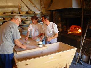 aussois-oven-banal-bread-making - MO.OT AUSSOIS